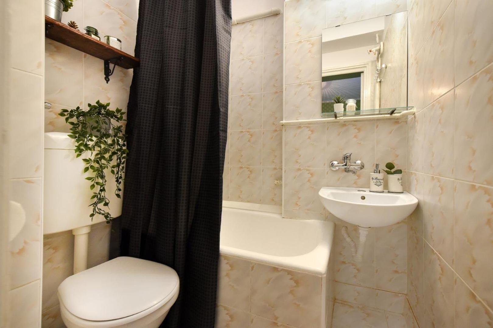 Chic Accommodation With Breathtaking Views Over Calea Victoriei - Your Central Heaven بوخارست المظهر الخارجي الصورة