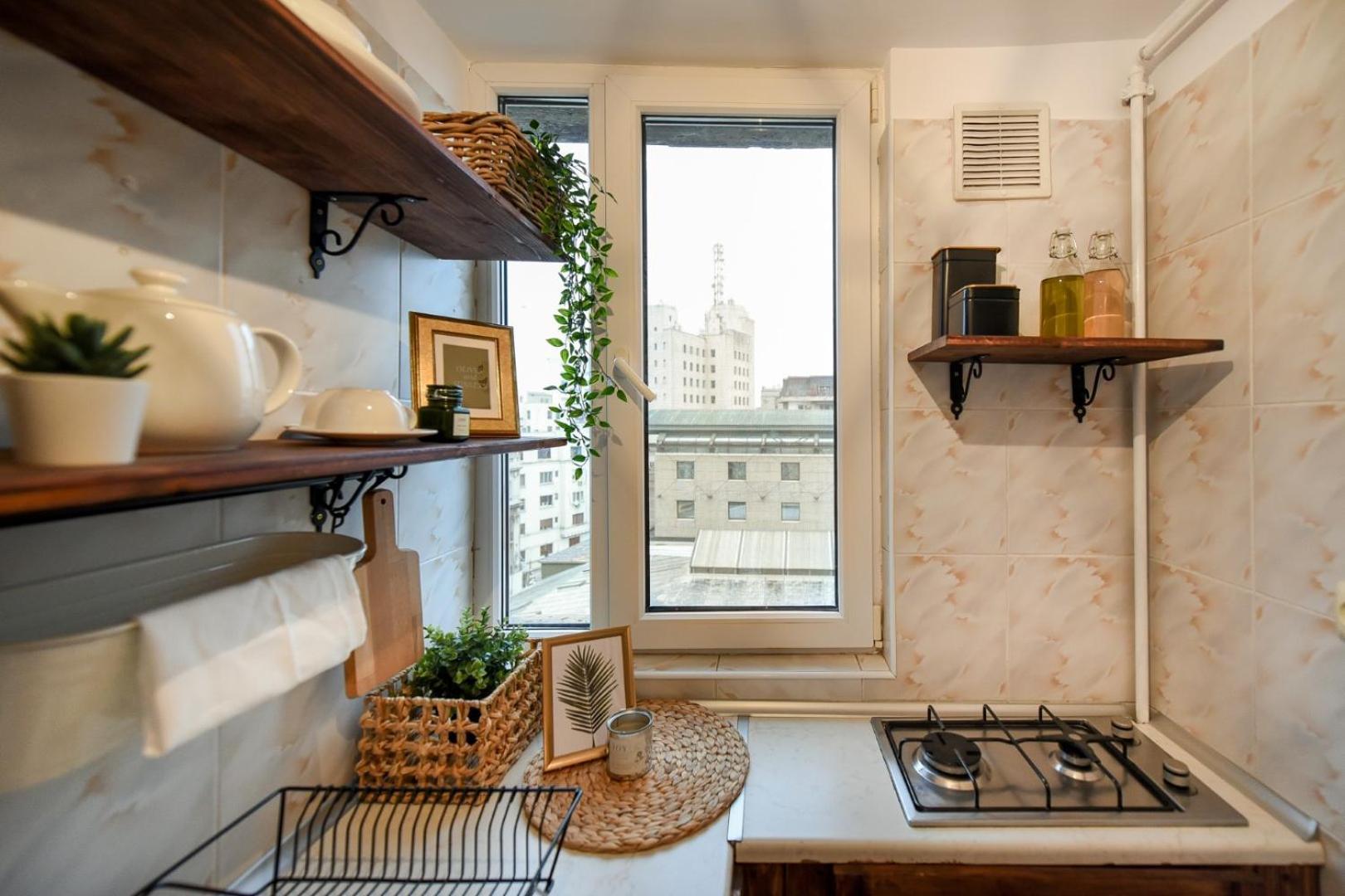Chic Accommodation With Breathtaking Views Over Calea Victoriei - Your Central Heaven بوخارست الغرفة الصورة